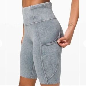 Lululemon city grit white blue fog print high rise nulux